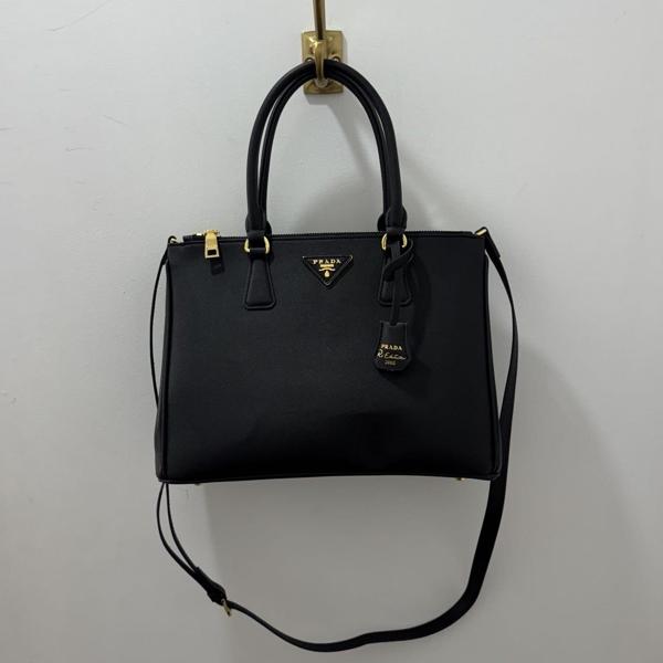 프** 삼각로고 사피아노 토트백