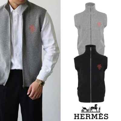 에*** H마차 자수 하이넥 니트 베스트